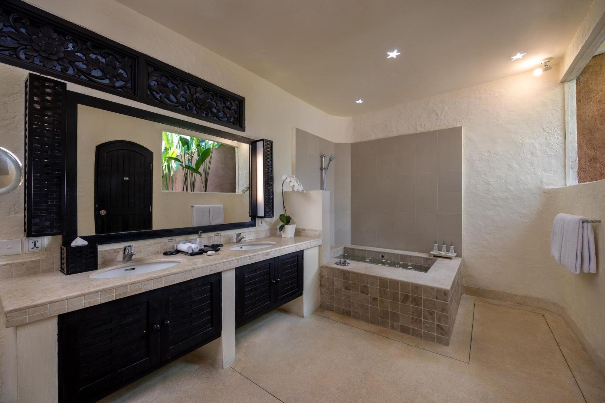 Impiana Private Villas Seminyak Pokój zdjęcie